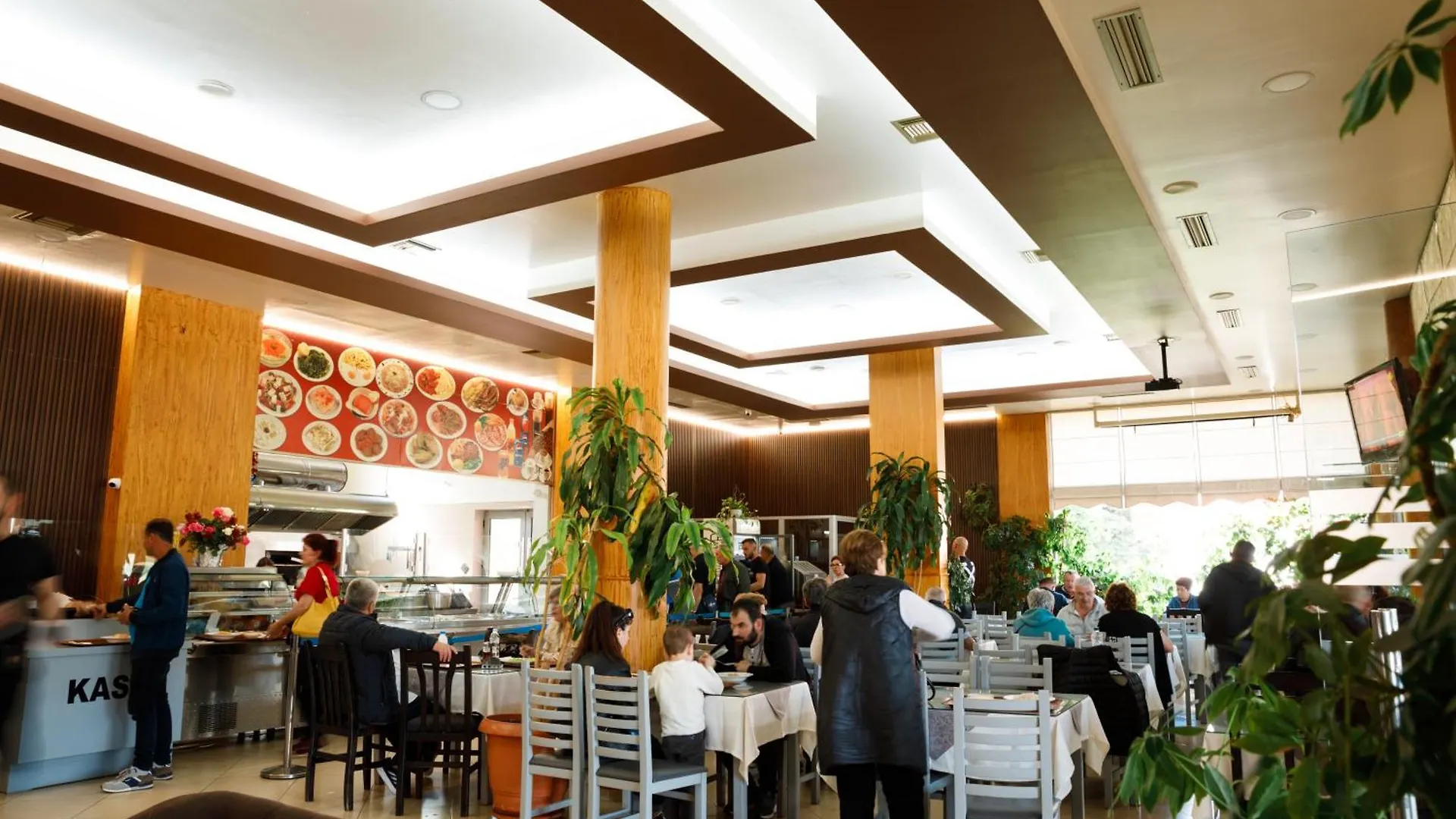 Autogrill Hotel Restaurant & Camping Lekel
