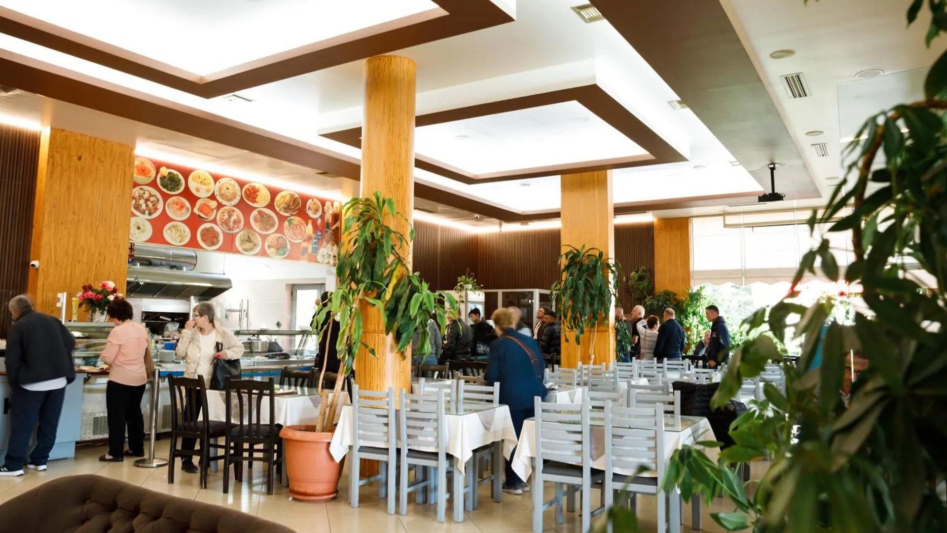 Autogrill Hotel Restaurant & Camping Lekel 3*,