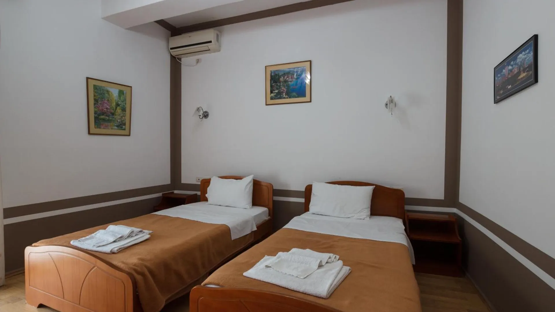 ***  Autogrill Hotel Restaurant & Camping Lekel Albania