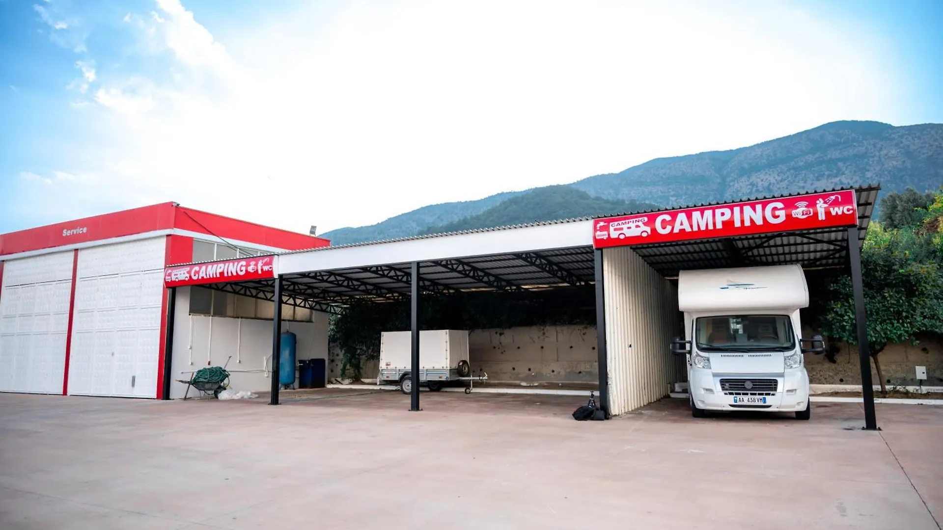 Autogrill Hotel Restaurant & Camping Lekel