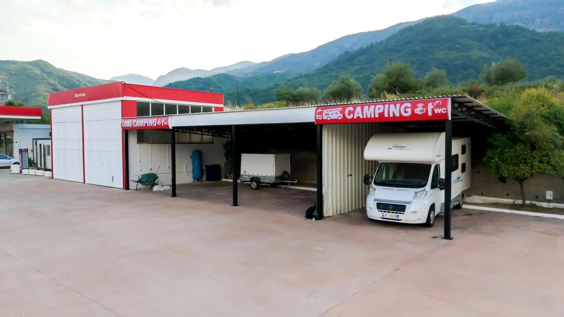 Autogrill Hotel Restaurant & Camping Lekel